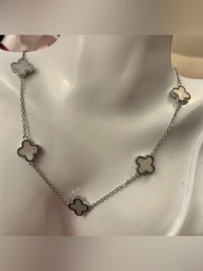Five Clover Charm Necklace